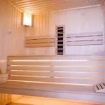 Front - Azizi Pool Piscina Calda Năvodari